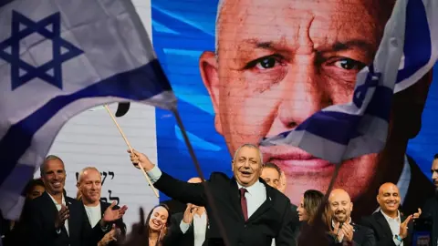 Netanyahu, İsrail seçimlerinde usulsüzlük yapıldığını iddia etti: Arap partilerini suçladı