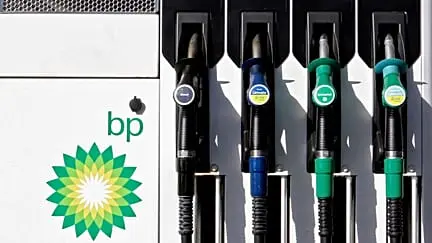 BP'nin kârı 4 katına çıktı: İran savaşı rafineri ve ticaret gelirlerini artırdı