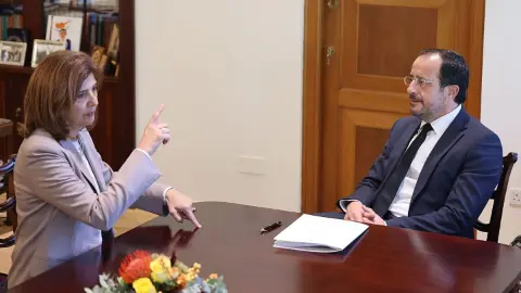 BM'nin Kıbrıs Özel Temsilcisi: Görüşmeler için çabalarımız sürecek