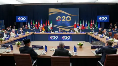 G20'de Lavrov krizi: Avrupalı diplomatların tepkisi fotoğraf çekimini iptal ettirdi