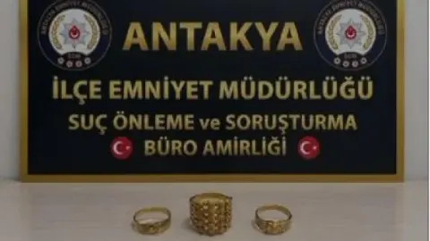 İki Farklı Kuyumcuyu Hedef Aldılar