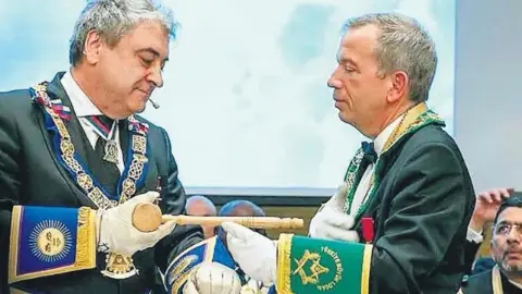 Mason derneğinde genel kurul talebi yargıya taşındı: 42 yıllık üye Ali Rıza Aral'a loca yasağı