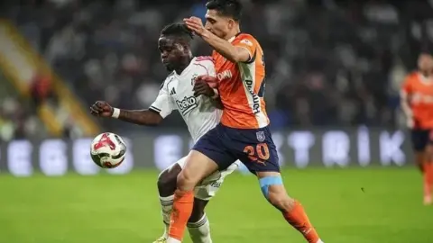 Sürpriz tercihler! Beşiktaş - Başakşehir 11'leri belli oldu