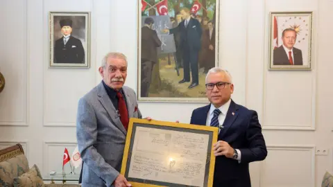 Sibirya'da esir düşen Sivaslı yüzbaşının belgeleri torununa ulaştı