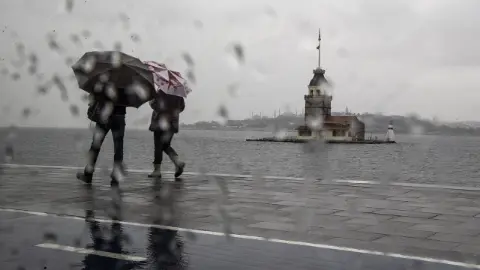 AKOM'dan sağanak uyarısı: İstanbul'da yarın planı olanlar dikkat