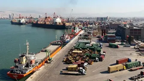 Dış ticarette eylülde açık azaldı, 9 aylık tablo değişmedi: Açık 71 milyar dolara dayandı
