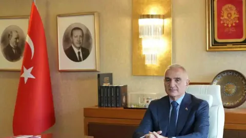 Mehmet Nuri Ersoy’dan Cumhuriyet’in 103. yılı için mesaj