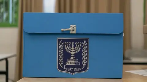 İsrail seçimlerinde tablo değişti: Netanyahu öne geçti ancak hükümet çoğunluğunu sağlayamadı