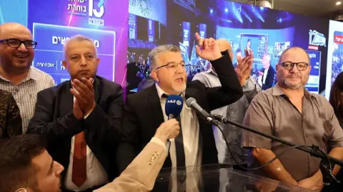 Kilit Filistinlilerde: İsrail'de Arap partilerinden patlama