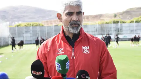 Sivasspor ile İsmet Taşdemir’in yolları ayrıldı