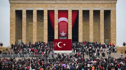 Ankara'da 29 Ekim kutlamaları: Anıtkabir'de Cumhuriyet Bayramı coşkusu