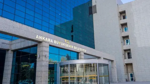 İhalelerde belediye şirketine kıyak