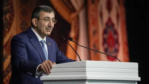 Türk dünyası dezenformasyona karşı ortak refleks geliştirecek