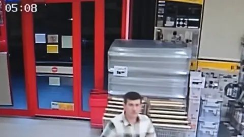Emrah Gedik’i arama çalışmaları termal dronlarla sürüyor