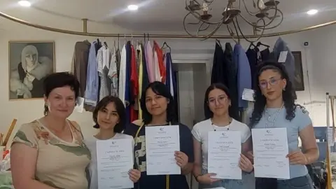 Osmangazi BİMTAL öğrencileri Prag’da üç haftalık staj programına katıldı