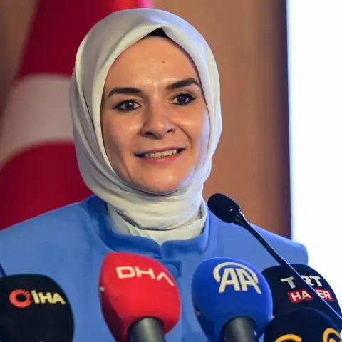 Bakan Göktaş: ‘Güçlü aile, güçlü Türkiye’dir’