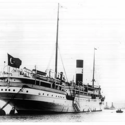 Cumhuriyet’i dünyaya taşıyan gemi