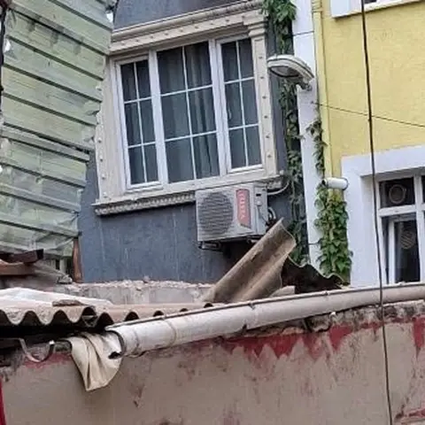 Beyoğlu’nda çöken binanın dört gün önceki görüntüleri ortaya çıktı
