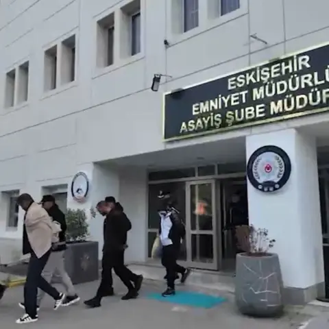 Eskişehir merkezli fuhuş soruşturmasında 18 şüpheli tutuklandı