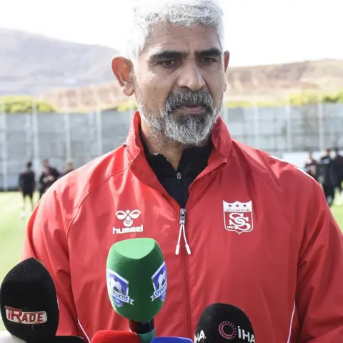 Sivasspor ile İsmet Taşdemir’in yolları ayrıldı