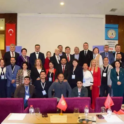 Marmaris’te gençlerin geleceği ve bilimsel araştırmalar ele alındı