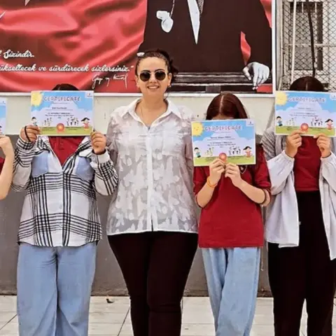 Emine öğretmen, kök hücre donörü için çağrı yaptı