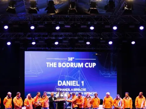 The Bodrum Cup’ta DANIEL 1 şampiyonluğa ulaştı, Bodrum Gemisi için destekler toplandı