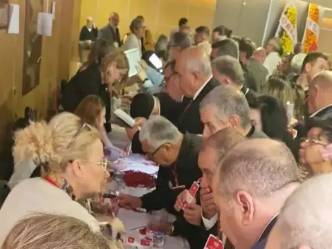 Yeni Parti İzmir’de gergin seçim! Liste ve usul tartışması gündemde