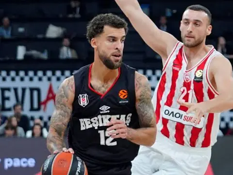 Beşiktaş son çeyrekte öne geçti ama yetmedi! Olympiakos karşısında kritik yenilgi