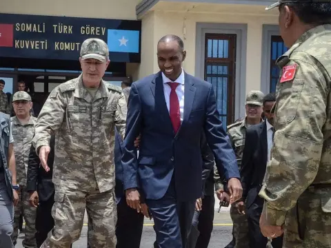 Hande Fırat: TSK küresel konuşlanmaya hazırlanıyor; Libya'da tek ordu, Suudi Arabistan'da Türk üssü
