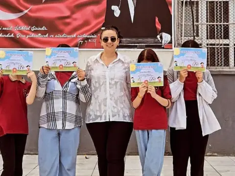 Öksürükle başladı, nakil bekliyor: Emine öğretmenden donör çağrısı