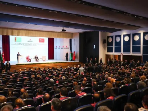 Hacettepe Üniversitesi’nden Serdar Berdimuhamedov’a fahri doktora
