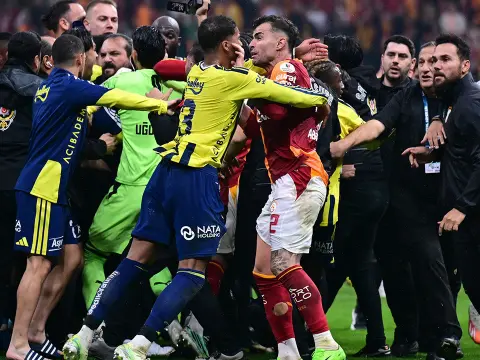 Derbi Faturası Kesildi: PFDK'dan Oyunculara ve Galatasaray'a Ceza