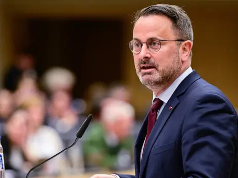 Lüksemburg Dışişleri Bakanı Bettel'den Avrupa'ya tepki:'Küçük ülkeyiz diye Putin'le görüşemez miyiz?