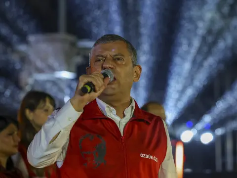 Özgür Özel: Cumhuriyet, 86 milyonun ortak çatısıdır