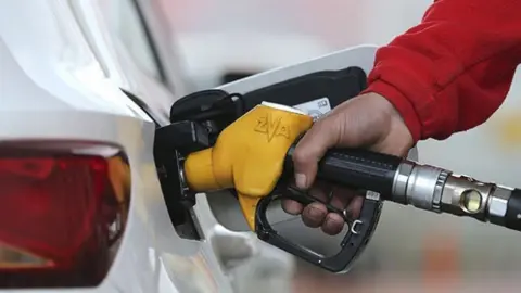 Benzin ve motorine dev zam bekleniyor: Tarih belli oldu
