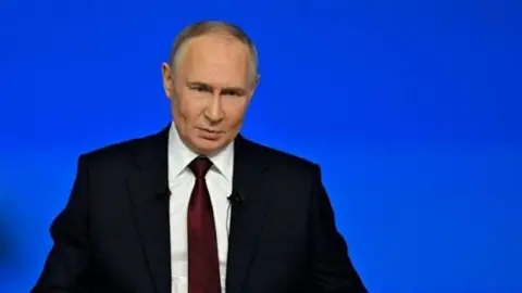 Putin yaptırımlara'aptalca' dedi: LNG'mizin Avrupa payı yüzde 20