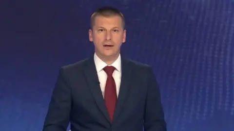 Sırbistan'da sunucu canlı yayında özür diledi: Sessiz kaldık, göz yumduk