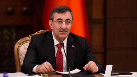 Yılmaz'dan emekli düzenlemesi açıklaması: Alternatifler üzerinde çalışmalarımızı sürdürüyoruz