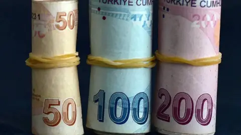 İsa Karakaş'tan emekli ve asgari ücret zammı açıklaması: Emekli maaşı için 50 bin TL formülü