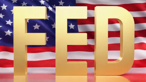 ABD ekonomisi beklentiyi aştı: Fed faiz indirimini erteleyecek mi?