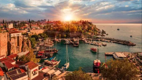 Turizm gelirinde 3. çeyrek rekoru: 25,5 milyar dolar aşıldı