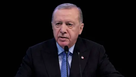 Cumhurbaşkanı Erdoğan: Tıbbi cihaz ve ekipmanları artık biz üretiyoruz
