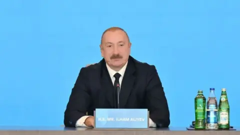 İlham Aliyev: Bağımsız bir ülkeye nasıl yaşayacağını söyleme hakkınız var mı?