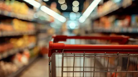 Avrupa'da tüketici güveni geriledi: 5 ayın en düşük seviyesinde