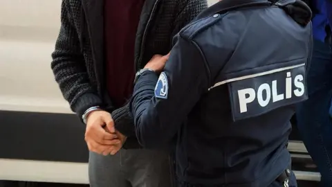 Fon soruşturmasında 2 kişi daha tutuklandı