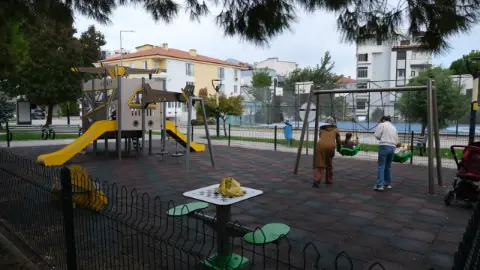 Altıeylül'ün parklarında büyük dönüşüm