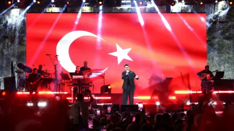 Keçiören'de Cumhuriyet coşkusu Semicenk ile yaşandı
