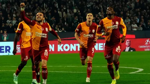 Galatasaray deplasmanda Konyaspor'u farklı yendi!
