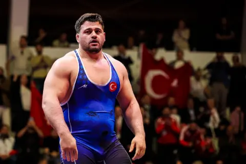Rıza Kayaalp, Dünya Güreş Şampiyonası’na çeyrek finalde veda etti